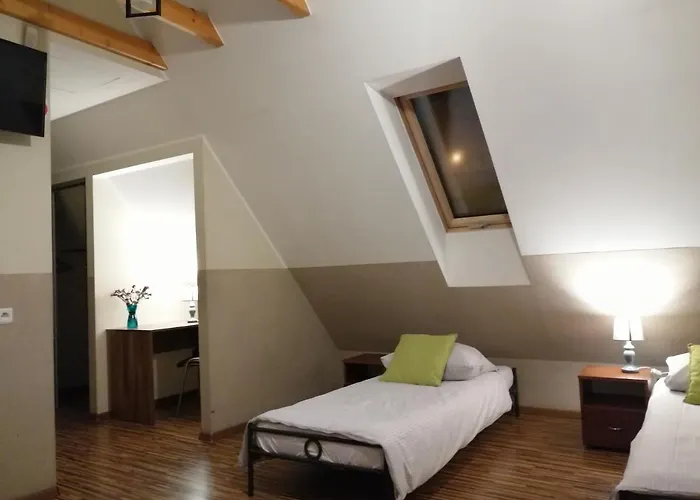 Goscinne Z Prywatna Lazienka Dla Firm Hostel